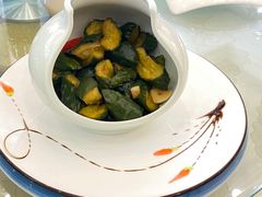 -天外天美食广场(哈尔滨路店)