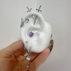 -AI艾耳·专业手穿耳洞·穿孔美学馆