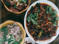 -小杨翘脚牛肉