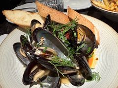 -LESCEDARS Brasserie Bistro香柏树