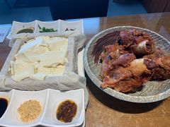 -95号酱骨·一块豆腐(展春园西路店)