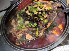 -辣尚瘾·烤鱼·新川菜(交大直营店)