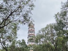 -榴花塔