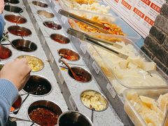 自助调料区-东道煮牛肉火锅(东盛大街店)