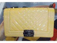 -爱革·奢品·鞋包·衣物·家居(金桥国际商业广场店)
