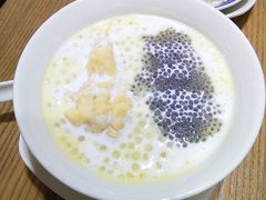 招牌榴莲飘香-遇见甜品站(魁奇店)