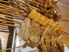 -华府九号海鲜烧烤大排档(龙域店)