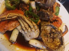 -臻鲜燕海鲜融合餐厅(金陵style店)