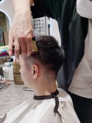 -卡尔诗·科技美肤连锁