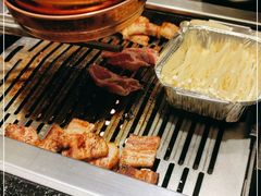 -臻牛烤肉