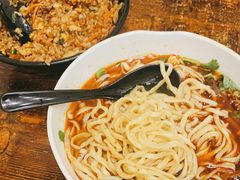 -牛吃草牛肉面牛杂面(桐城路店)