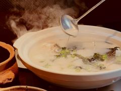 -许爷家·生态湖鲜(徐汇日月光店)