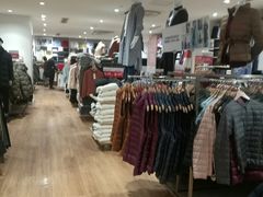 -优衣库(哈尔滨中央大街店)