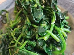 -维吾尔餐厅(宜山路店)