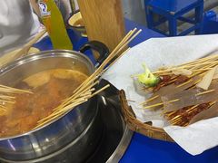 微辣锅底-马路边边·成都串串(翠柏路店)