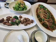 -梅利汴京烤鸭•开封豫菜地标店(东大街店)