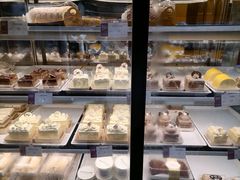 -凯司令(豫园地铁站店)