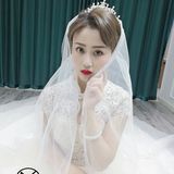婚纱一共试了三套，每一套感觉都是不同风格的