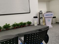 -龅牙兔情商训练与咨询(唐延路店)