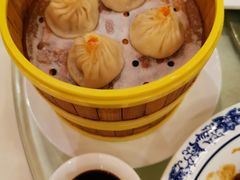 -梅龙镇酒家(南京西路总店)