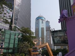 -中航城君尚购物中心