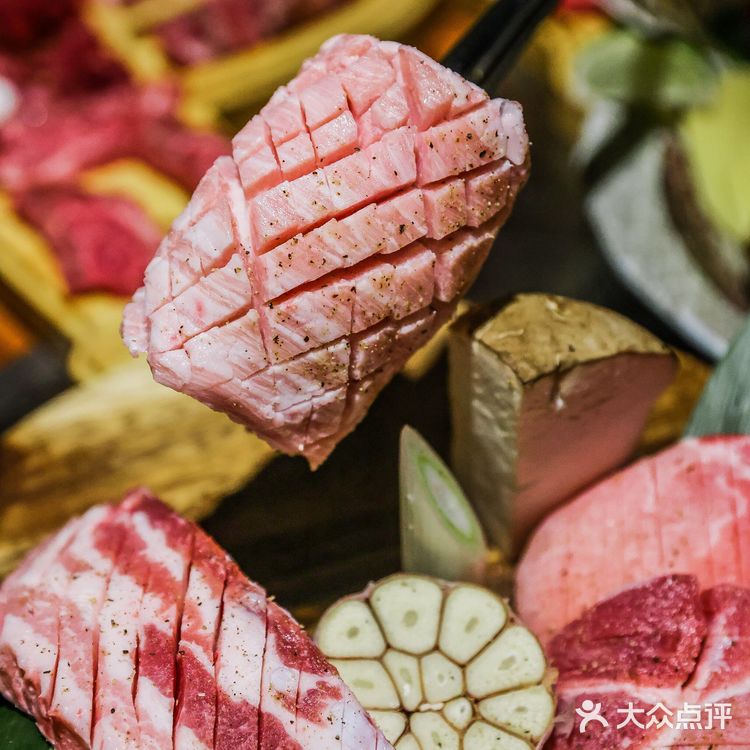 这家大理石板烤肉真的是好吃到bao了! 不吃后悔!