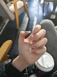 -晨·艺美甲美睫