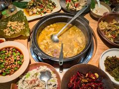 -一朵菌·野生菌探索家火锅(南亚店)