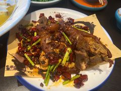 -川流不息·地道川菜·小龙虾(松东路店)