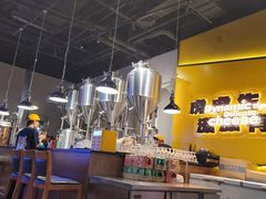 -HUZI虎滋精酿餐吧(京西大悦城店)