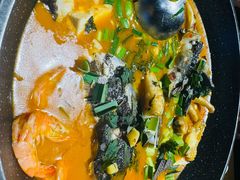 -头上红煨盐鸡乡村食府