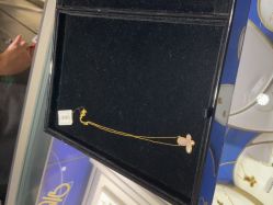 -周大福CHOW TAI FOOK(宝山苏宁易购店)