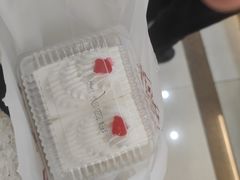 奶油小方-红宝石·鲜奶小方·海派西点房(莘庄龙之梦店)