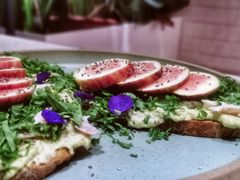 无花果手撕鸡肉tapas-Toris(LuOne凯德晶萃广场店)