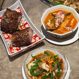 和姐妹来广粤天地看到的瑰茶厅，算是复古风