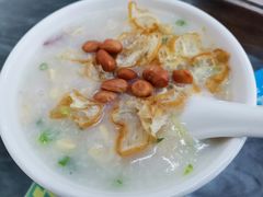 艇仔粥-穗银肠粉店(东川路店)