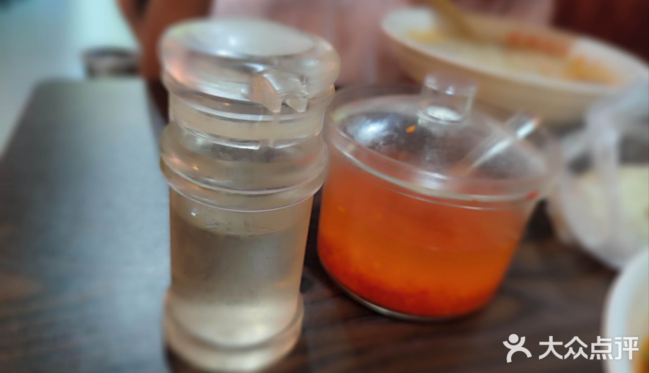 带上汴梁大汤包去吃螺蛳粉