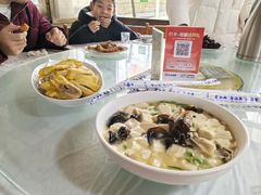-小六农家乐(崇明西沙湿地店)