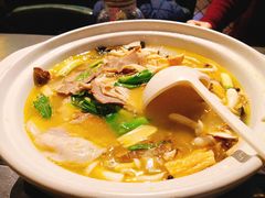 -壹号院音乐餐厅•烤全羊•新疆菜(浐灞店)