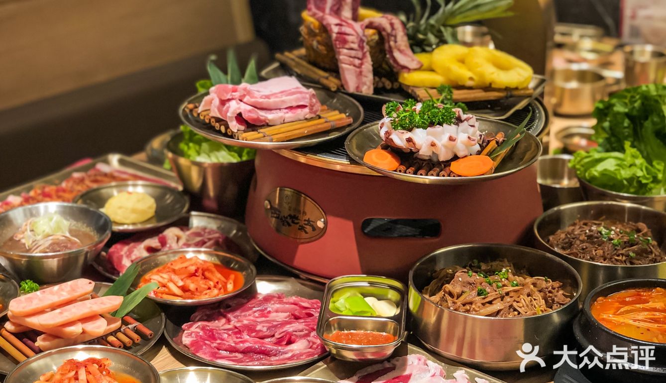 火遍全国的烤肉，终于吃到了…