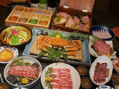 -山川小町·极番烧肉(新地假日广场店)