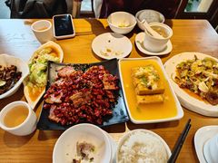 -隔壁老王·家常云南菜(花巷店)