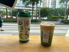 -星巴克(青岛火车北站候车大厅店)