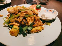 越式麻油捞鸡-大头虾越式风味餐厅(光明广场店)