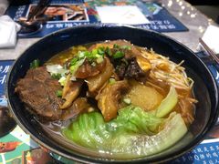 半筋半肉牛肉面-馔豚·台北菜专门店(深圳湾万象城店)