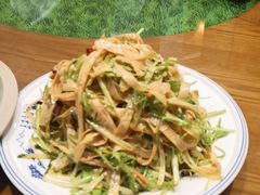 -那家老院子东北菜·饺子·小鸡炖蘑菇(艳华街店)
