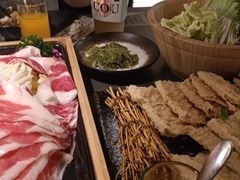 -湊湊火锅·茶憩(杭州湖滨银泰in77店)