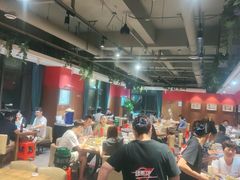 大堂-永红源啤酒·烧烤·海鲜·大排档(青特城店)