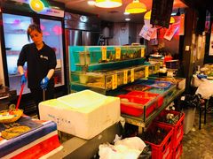 -鲜入围煮花胶鸡海鲜火锅