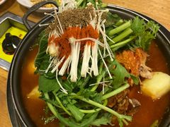 -喇喇排骨火锅·传统韩式脊骨汤(望京西园总店)